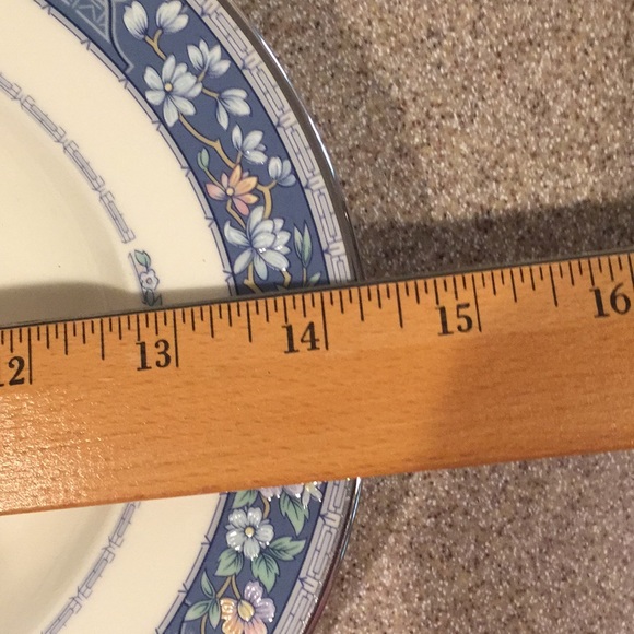 Oval Serving Platter - Randolph by Noritake - Picture 5 of 10